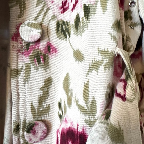 Madison Studio Floral Belted Trench in Cream and Pink Size 8 - Picture 9 of 9